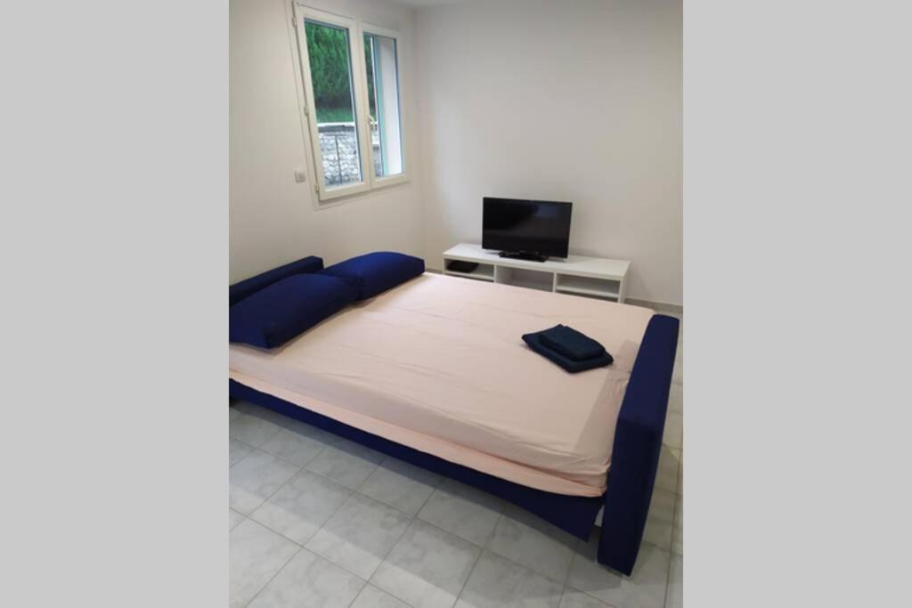 Appartement Neuf Tout Confort Aubenas Eksteriør billede