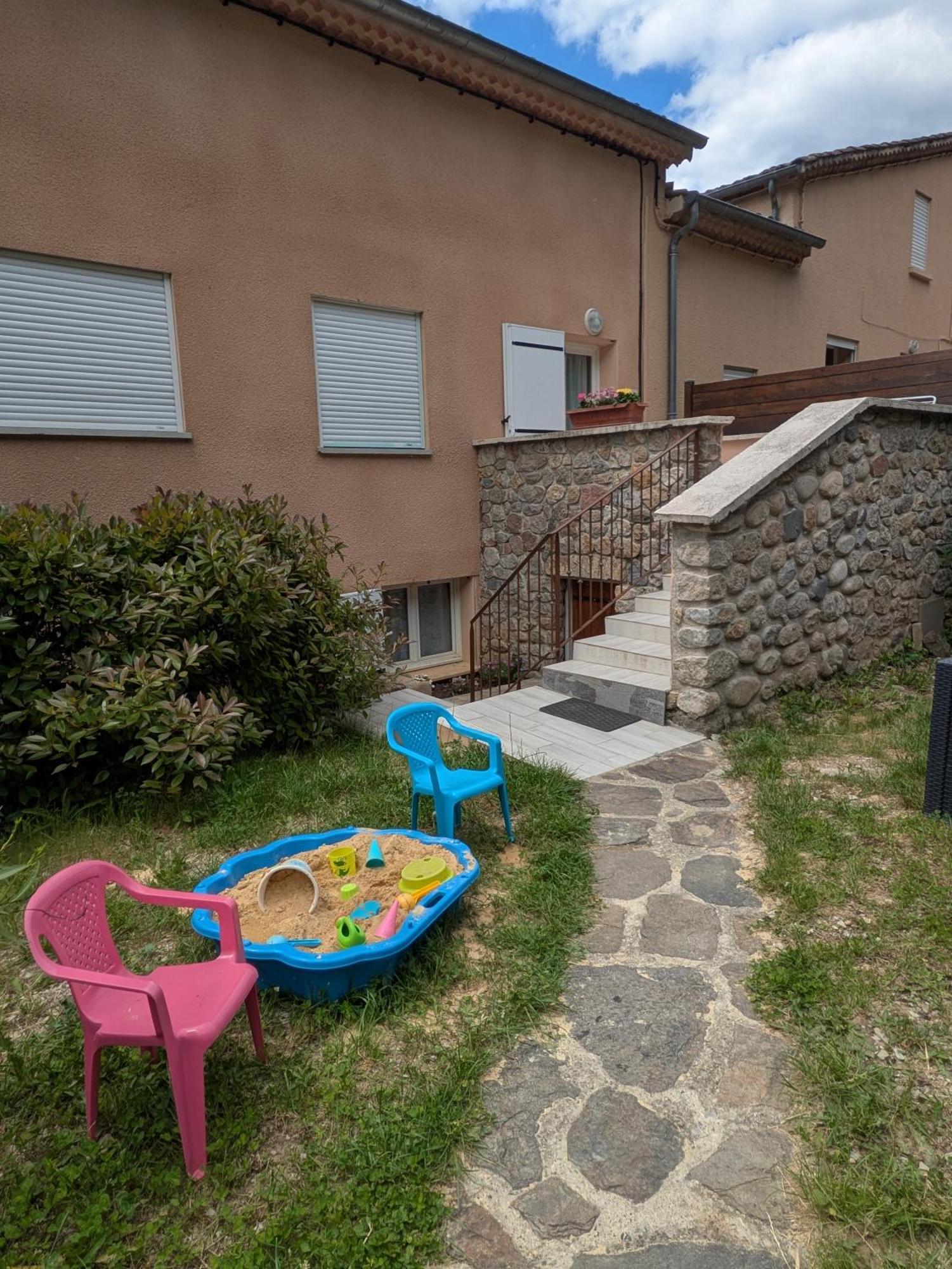 Appartement Neuf Tout Confort Aubenas Eksteriør billede